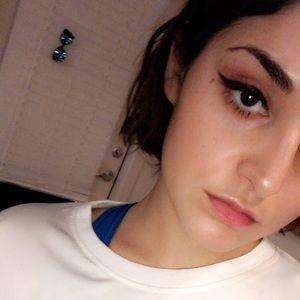 Meet your Posher, Ana